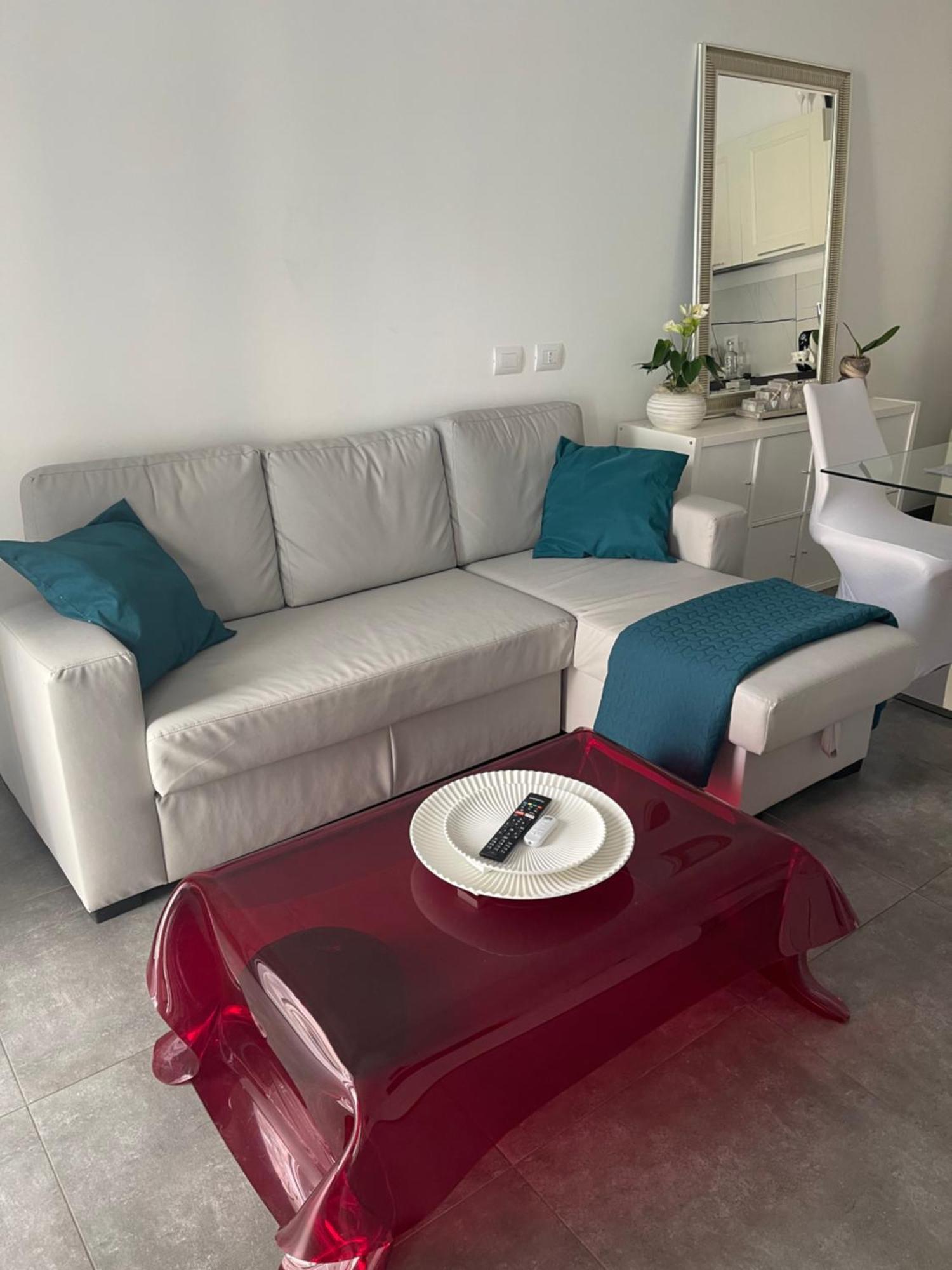 Decoluxe !Apartamento Con 1 Camera Da Letto , In Zona San Paolo , Via Martiniana 都灵 外观 照片